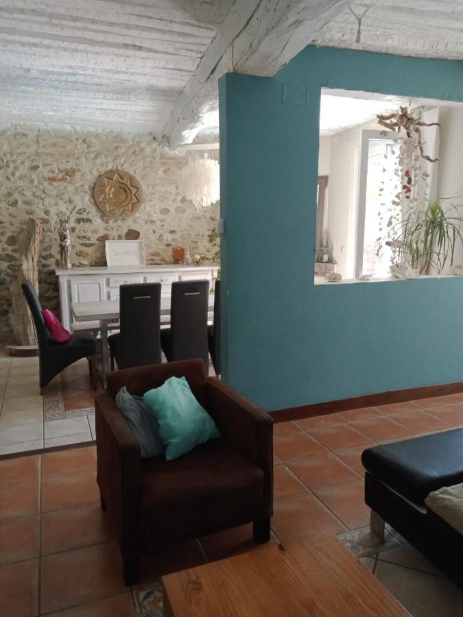 BELLE MAISON DE CARACTERE DE VILLAGE et STUDIO PISCINE Privée 9 PERS Millas Extérieur photo