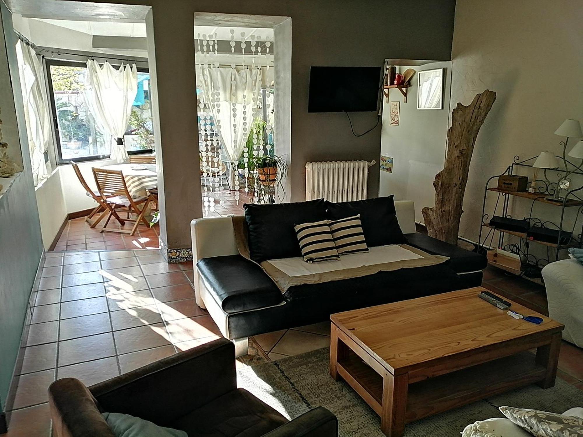 BELLE MAISON DE CARACTERE DE VILLAGE et STUDIO PISCINE Privée 9 PERS Millas Extérieur photo